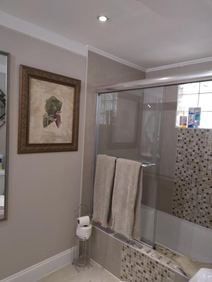 Naples' Hidden Gem Apartment Bagian luar foto