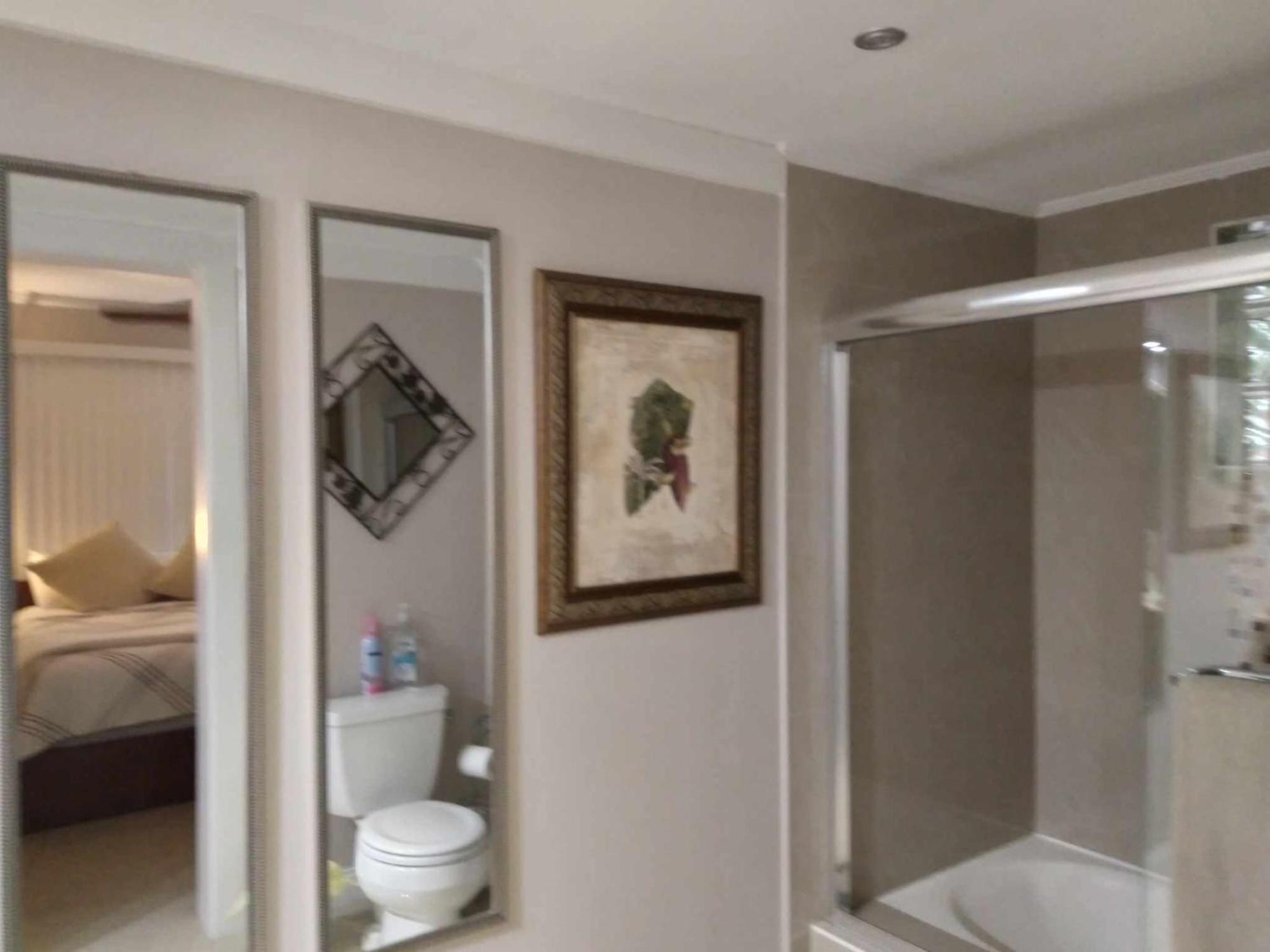Naples' Hidden Gem Apartment Bagian luar foto